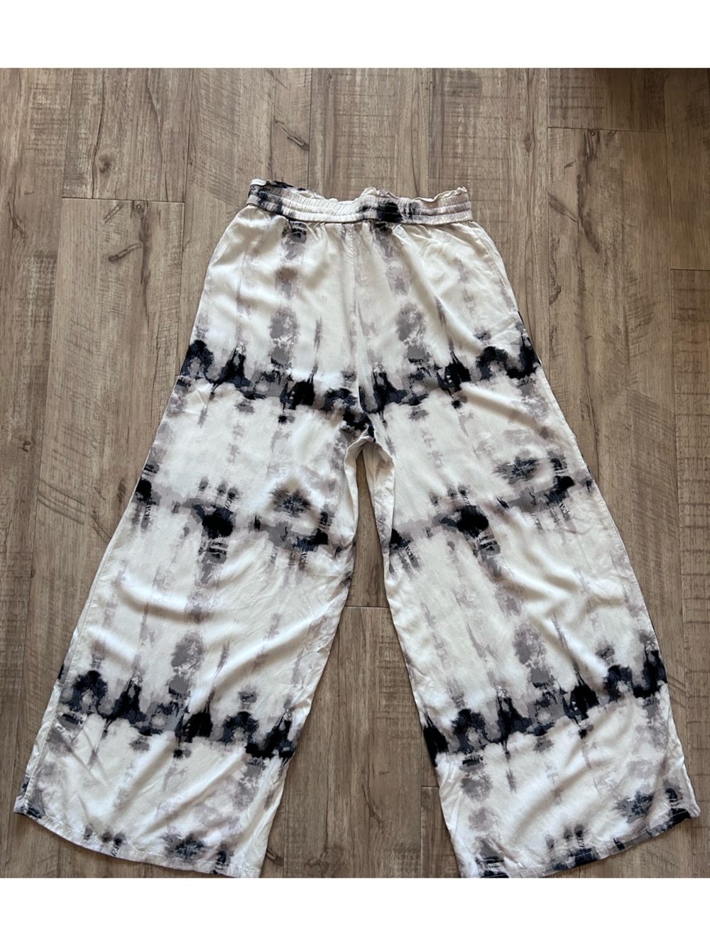 Festival Wide Leg crops Tie-Dye Lounge Pants Black grey White boho summer beachy - Picture 6 of 11
